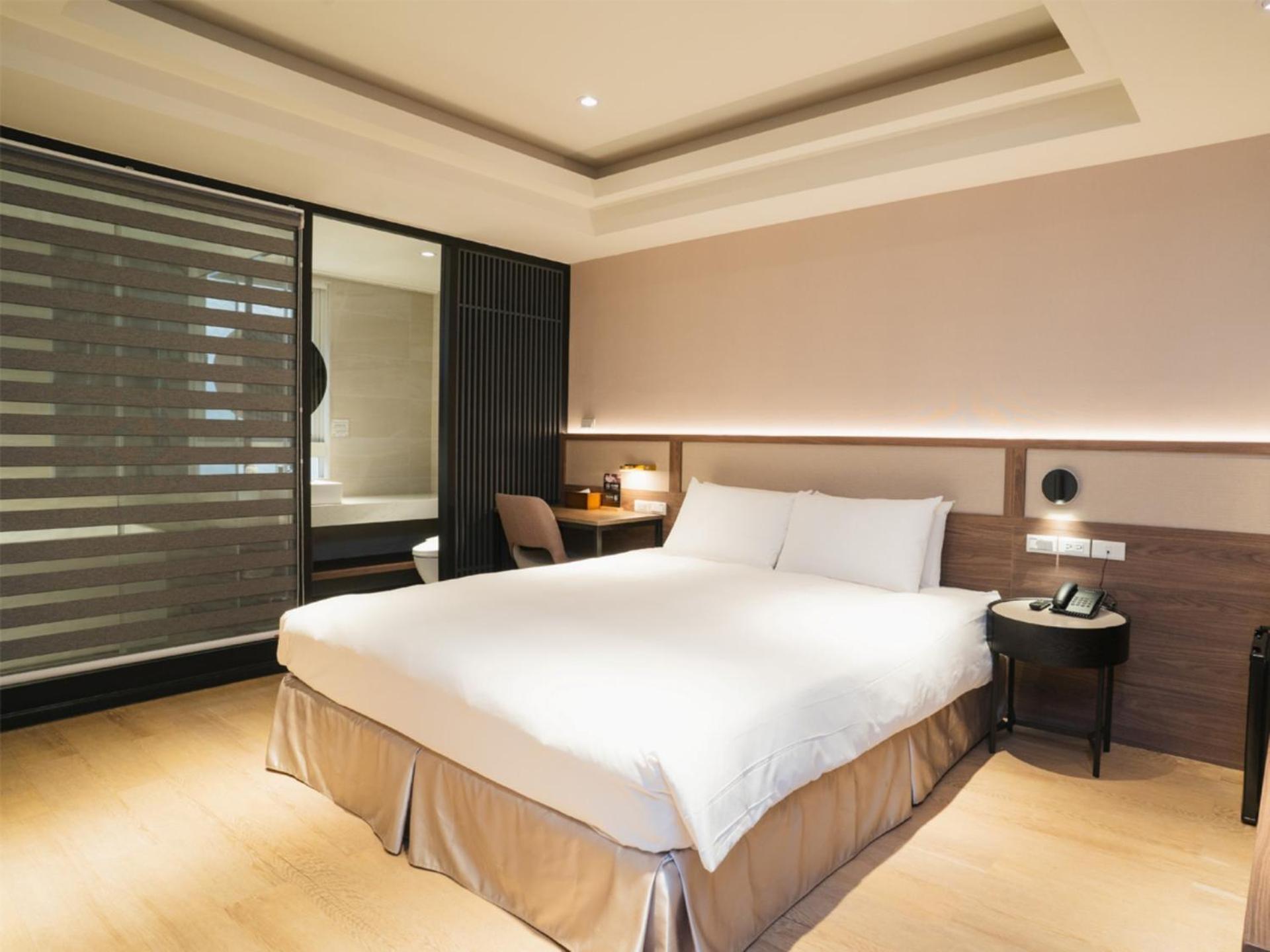 Royal Rose Hotel Zhongshan Taipei Exterior photo