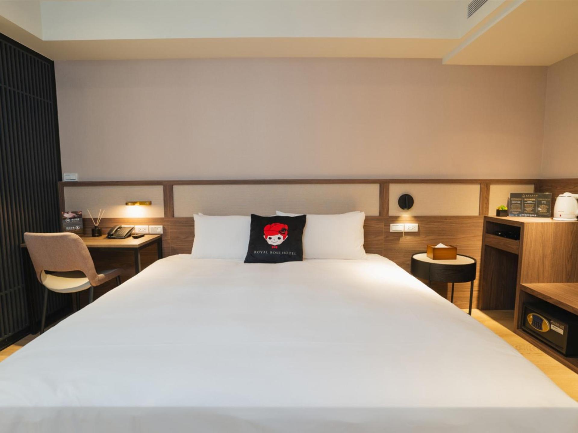 Royal Rose Hotel Zhongshan Taipei Room photo