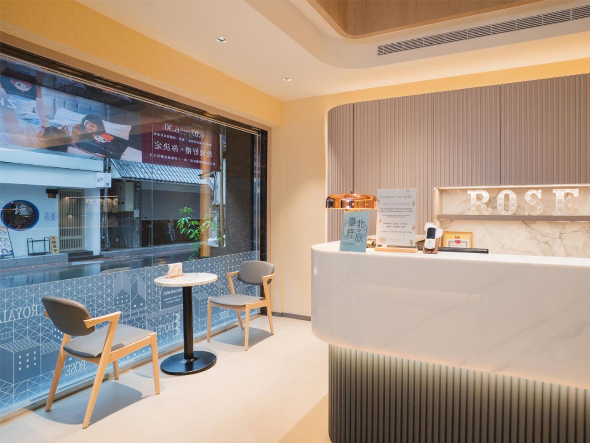 Royal Rose Hotel Zhongshan Taipei Exterior photo